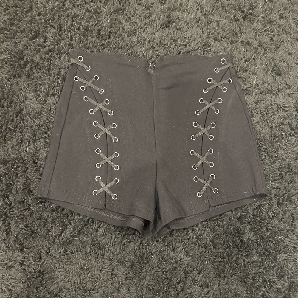 3 for 30! 📍 Black shorts 📍